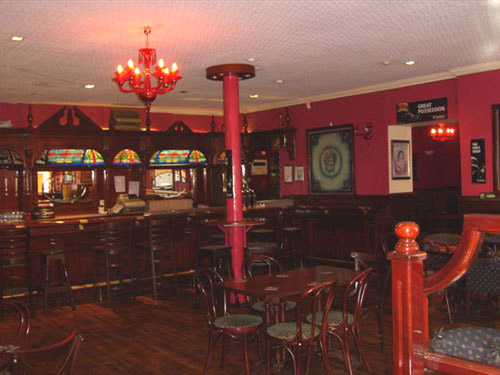 Ross and Wallpole Bar